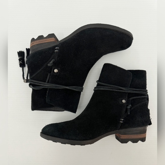 Sorel Farah Boots - Picture 8 of 13